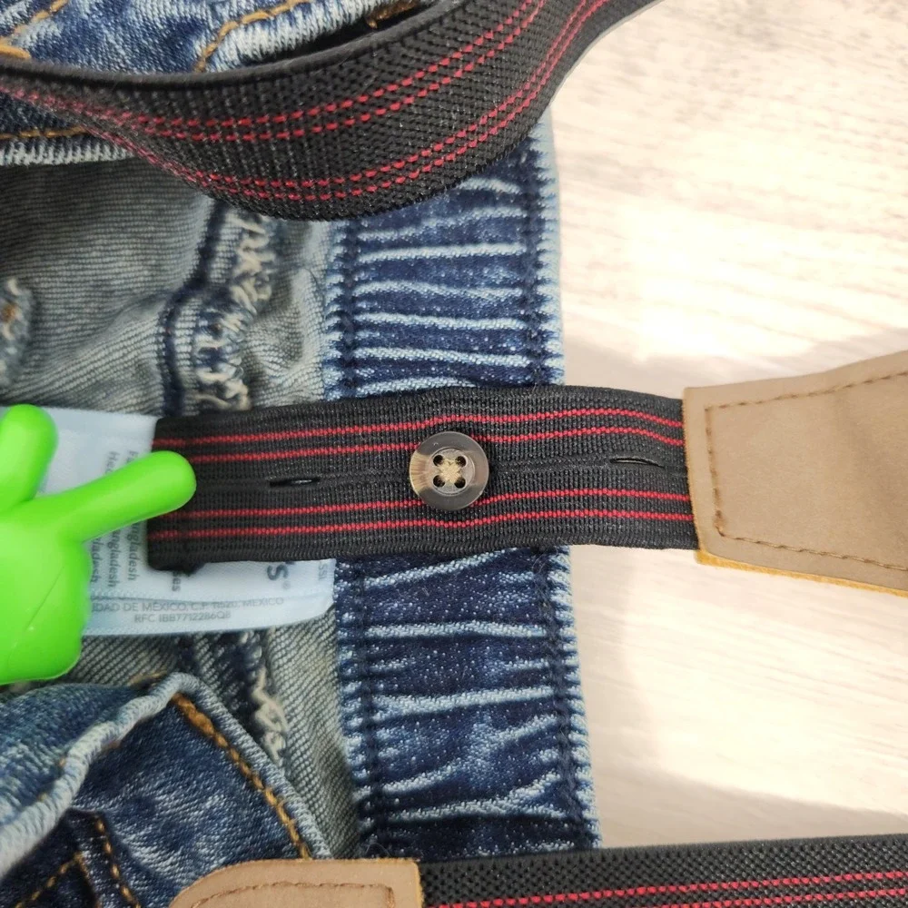 Carter's Denim Jeans with Adjustable Suspender Attached Size 6 Months‎
